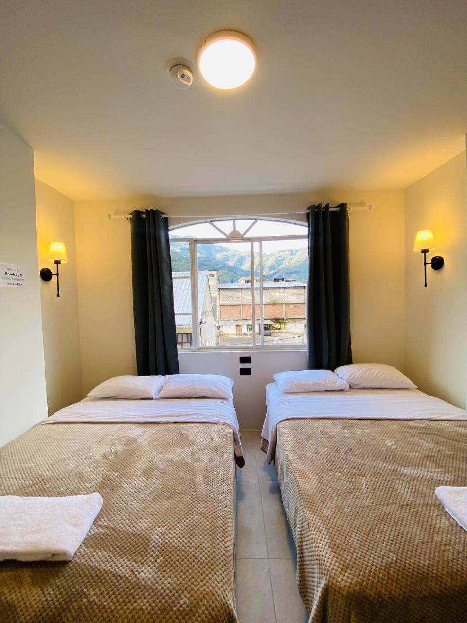 Hotel Bombay 巴尼奥斯 外观 照片