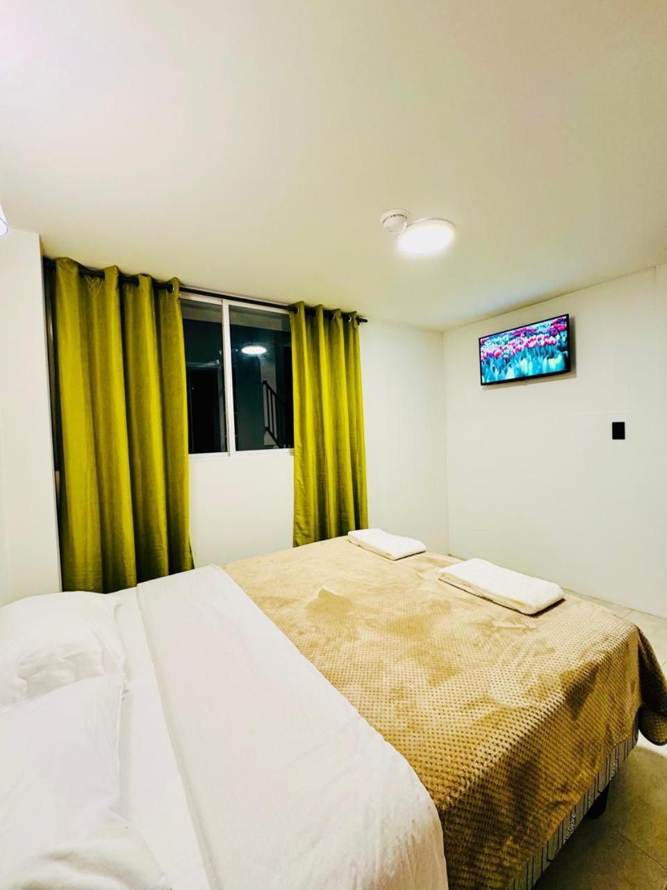 Hotel Bombay 巴尼奥斯 外观 照片