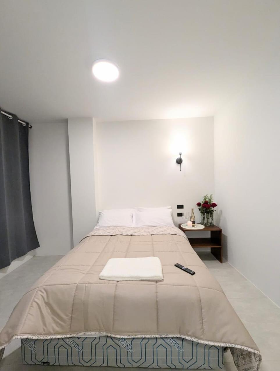 Hotel Bombay 巴尼奥斯 外观 照片