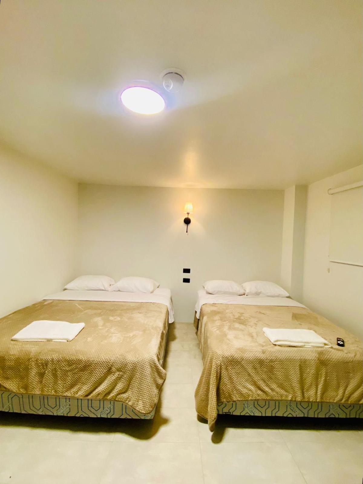 Hotel Bombay 巴尼奥斯 外观 照片