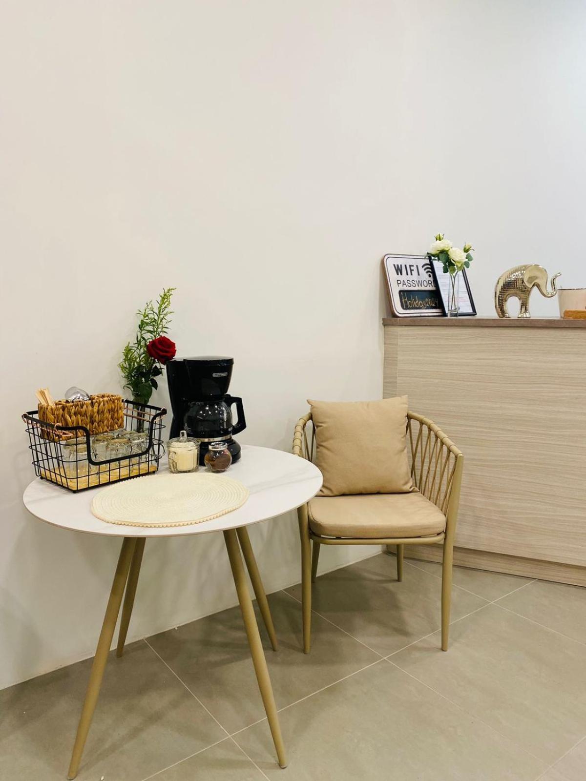 Hotel Bombay 巴尼奥斯 外观 照片