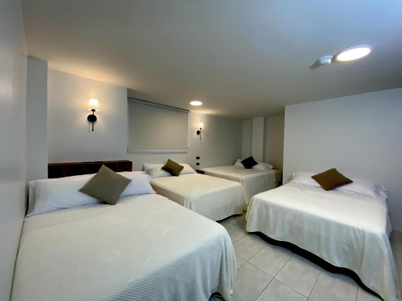 Hotel Bombay 巴尼奥斯 外观 照片