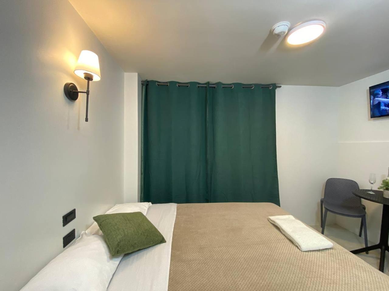 Hotel Bombay 巴尼奥斯 外观 照片